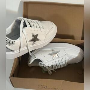 Vintage Havana Lexa White Silver Cheetah Star Sneakers Size 8.5M New in Box